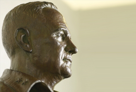 Donovan's Statue