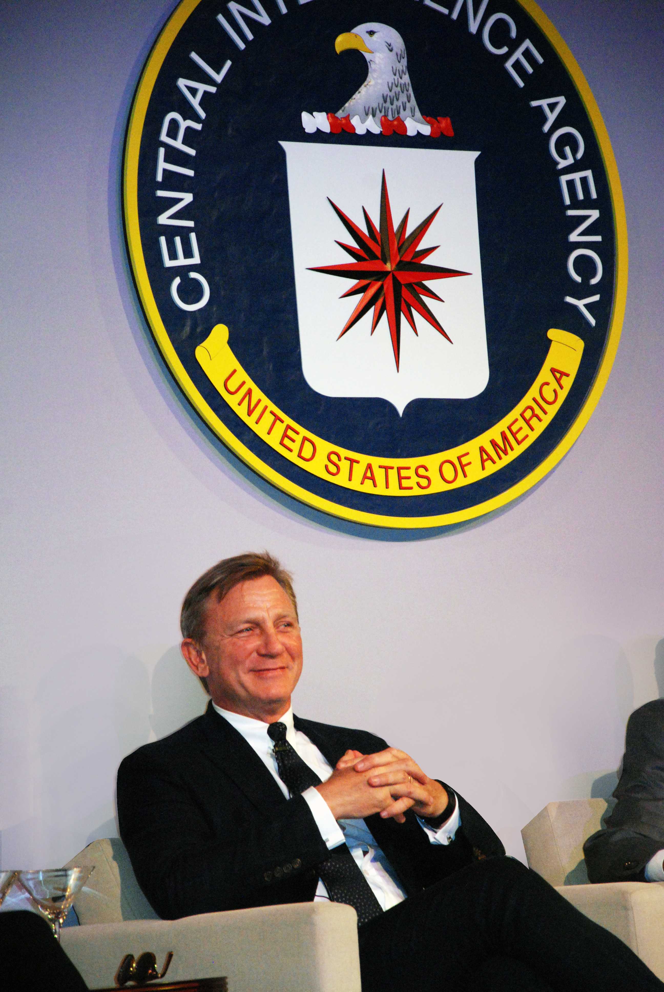 daniel_craig_large-3.jpg