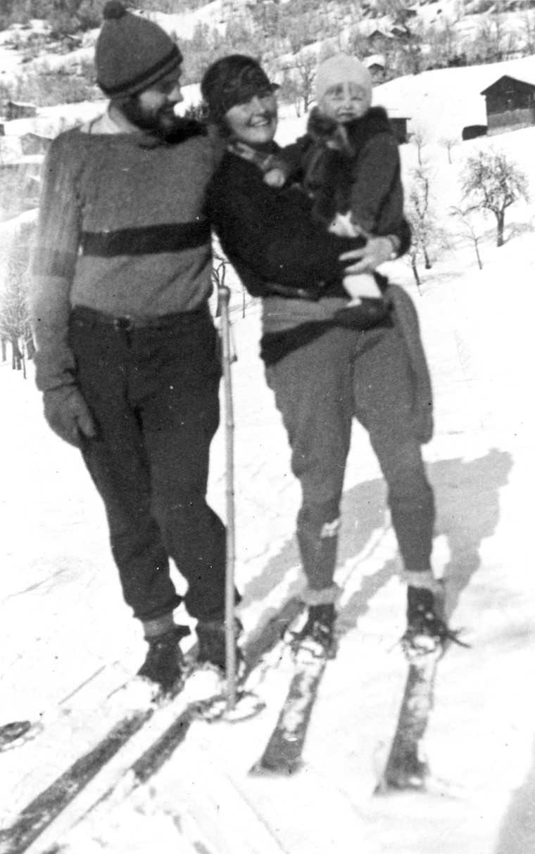 Ernest Hemingway, wife Hadley Richards and son Jack skiing.