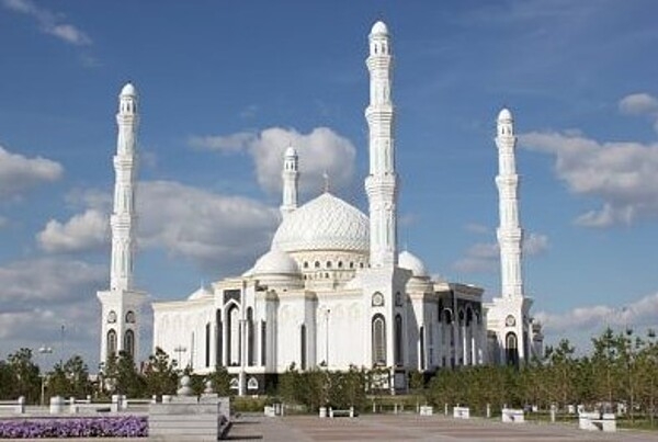The Hazrat Sultan (Holy Sultan) Mosque in Astana is the largest mosque in Central Asia.  Built on the bank of the Esil River, the building was constructed between 2009 and 2012 in the classic Islamic style using traditional Kazakh ornaments.  At 110,000 sq m (11 hectares; 27 acres), the mosque can accommodate up to ten thousand worshipers.