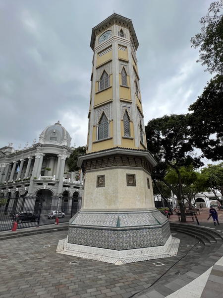 At the end of Calle Diez de Agosto is the Torre Morisca, an octagonal clock tower built in the 1930s. This tower is a picturesque waypoint along the Malecon 2000 riverwalk in Guayaquil, Ecuador.