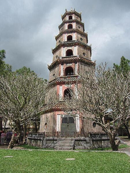Phuoc Duyen Tower, an octagonal seven-level pagoda in the Thien Mu Pagoda temple complex in the city of Hue, Vietnam, is regarded as the country’s unofficial symbol. Built in 1844, it is 21 m (68 ft) high and is the tallest pagoda in Vietnam.