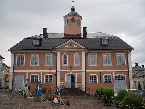 Erected in 1764, the former city hall in the town of Porvoo is now a museum.