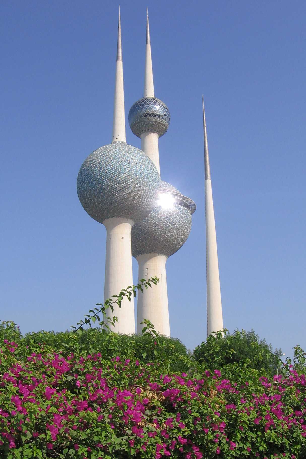 The three spires of the Kuwait Towers are an architectural icon of Kuwait. The main tower houses restaurants, reception halls, viewing platforms, and a water tank; the second tower is a water tower; and the third holds the equipment that illuminates the other two.