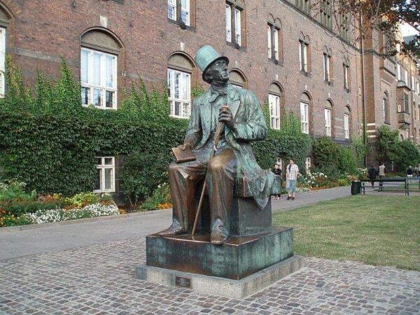 Statue of Denmark&apos;s most beloved author, Hans Christian Andersen, in the town hall square in Copenhagen.