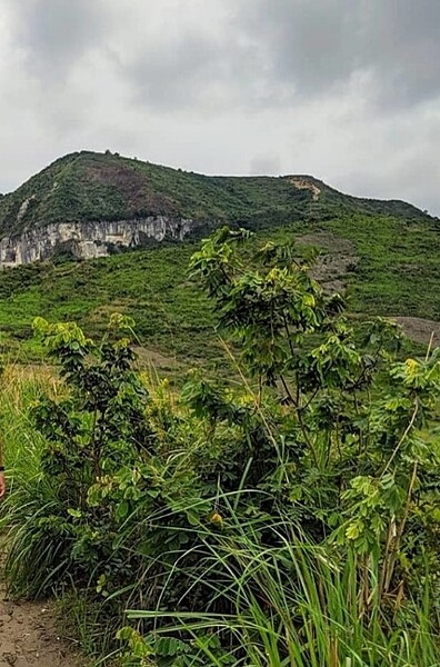 Mount Mangengenge is located southeast of Kinshasa and overlooks the capital city; it is part of the Crystal Mountains range. Mount Mangengenge is a pilgrimage site for many Congolese. The path of ascent is punctuated with crucifix sculptures and it has a large cross at the summit.