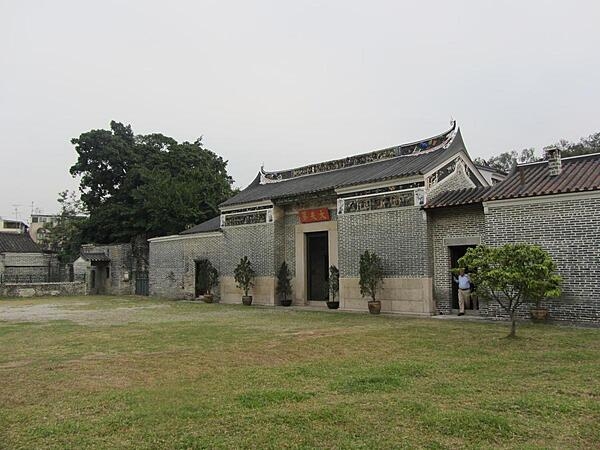 Tai Fu Tai Mansion in Yuen Long, Hong Kong, dates to 1865 and was built by Man Chung Lien of the Man Clan. The building is regarded as a fine example of a traditional dwelling of the scholar-gentry class and one of the most elegant buildings in Hong Kong.
