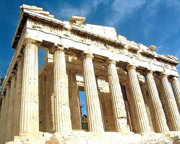 Close up of the front of the Parthenon - the temple to ancient Athens&apos; patron deity, Athena.