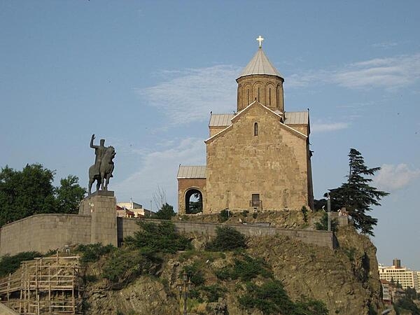 The Metekhi Church of the Assumption in Tbilisi dates to the 13th century; its location is on a cliff overlooking the Mtkvari River. The equestrian statue of King Vakhtang I Gorgaslan was erected in front of the church in 1961.