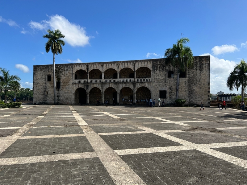 The Alcazar de Colon in Santo Domingo is the governor’s palace built by Diego Columbus, the son of Christopher Columbus, as his residence and fortress. It is the first fortified palace built in the Americas, with construction starting in the early 1500s.