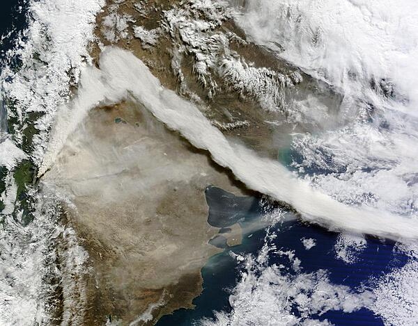 A NASA image taken on the morning of 6 June 2011 shows a large ash plume emanating from Chile&apos;s Puyehue-Cordon Caulle volcano. Reaching an altitude of approximately 12,000 - 15,000 m (40,000 - 45,000 ft), the ash cloud drifted north along the Andes. A shift in the prevailing winds then caused the prominent kink visible in the plume. The last major eruption in the Cordon Caulle rift zone occurred in 1960. 
Image courtesy of NASA.