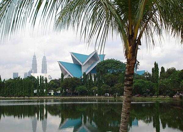 The National Museum is a public museum in Kuala Lumpur, Malaysia dedicated to Malaysian art, culture, and history.