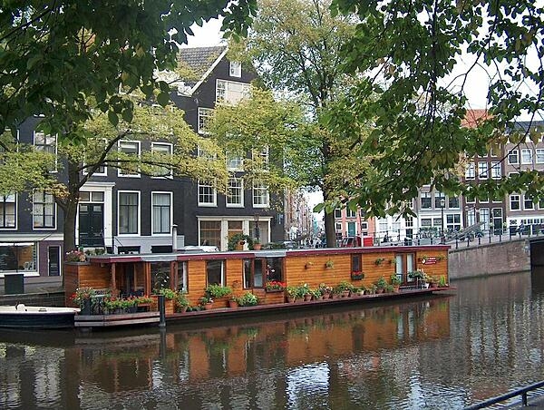 The floating Tulip Museum in Amsterdam.